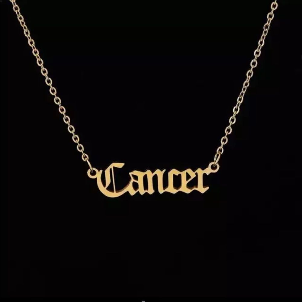 ‎CANCER ZODIAC NECKLACE